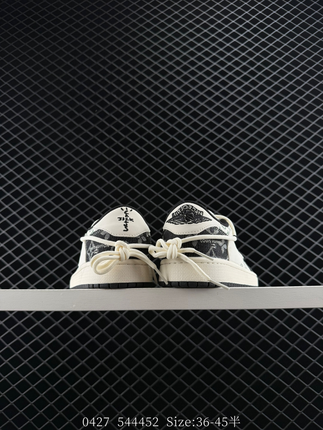 Travis Scott x Air Jordan 1 ” Reverse Mocha “